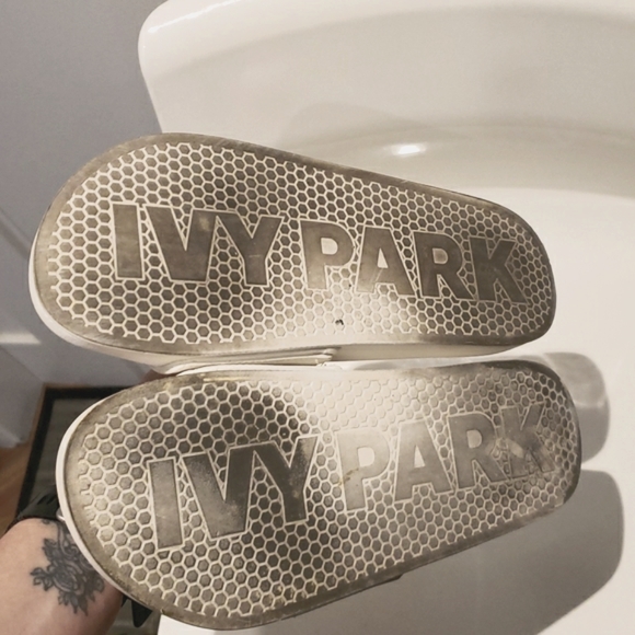 IVY PARK Slide Sandals - 41 - Picture 3 of 3